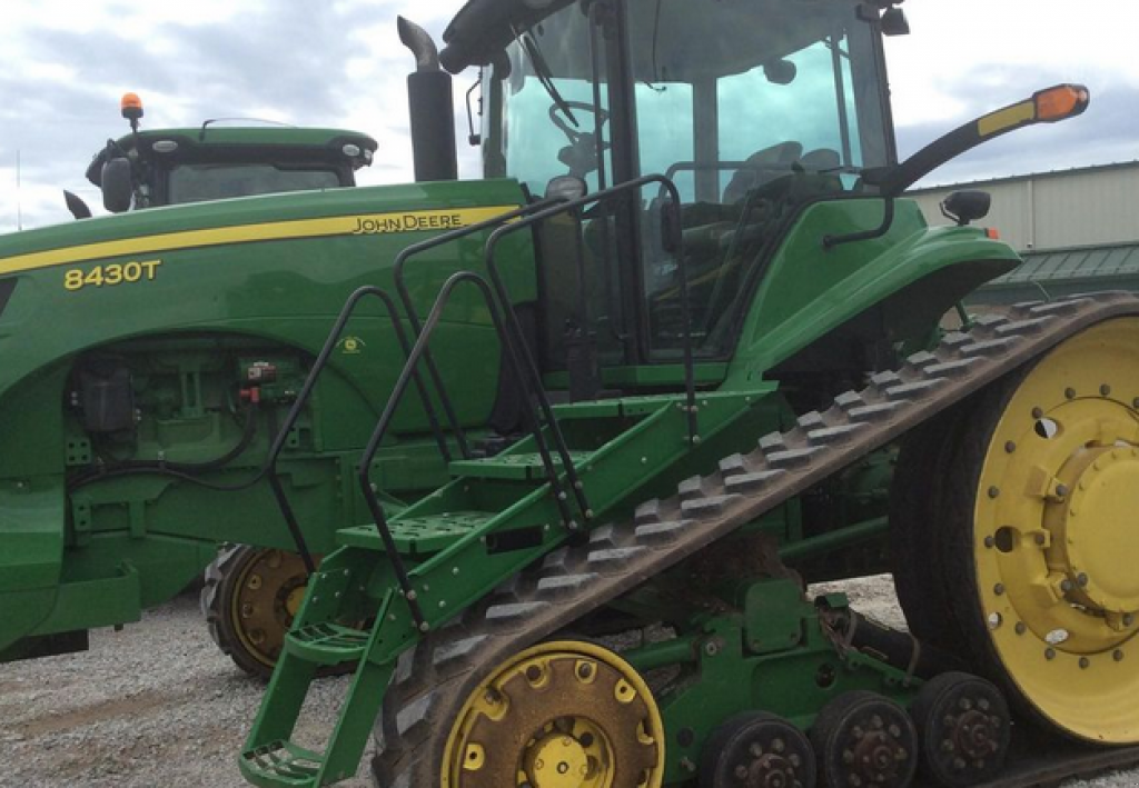 Raupentraktor typu John Deere 8430T, Neumaschine v Біла Церква (Obrázek 2)