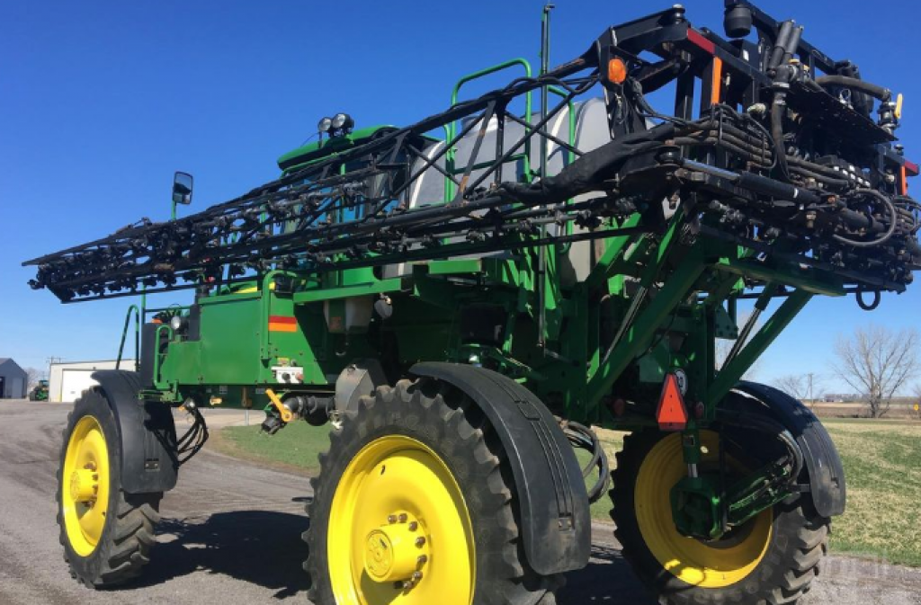 Selbstfahrspritze of the type John Deere 4830,  in Біла Церква (Picture 9)