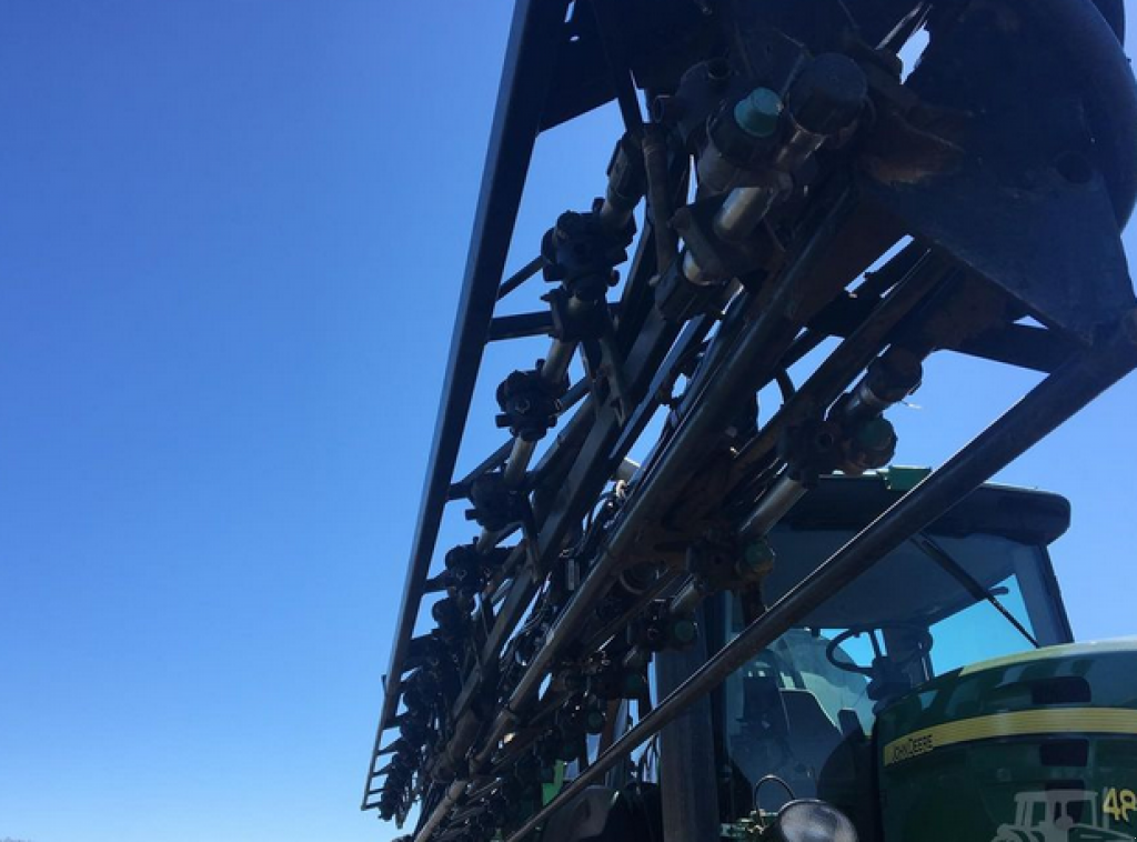 Selbstfahrspritze of the type John Deere 4830,  in Біла Церква (Picture 3)