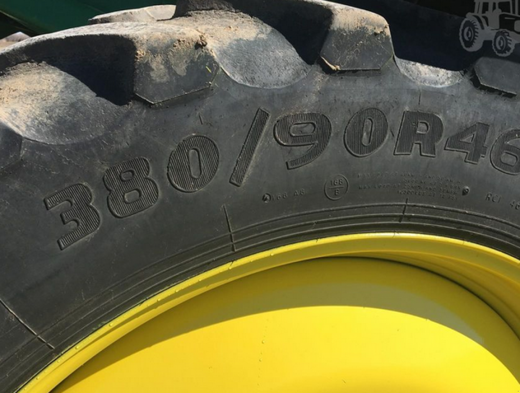 Selbstfahrspritze of the type John Deere 4830,  in Біла Церква (Picture 10)