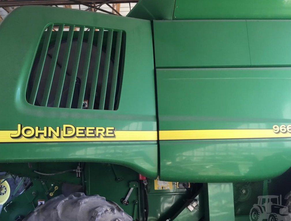 Oldtimer-Mähdrescher a típus John Deere 9660 STS,  ekkor: Біла Церква (Kép 5)