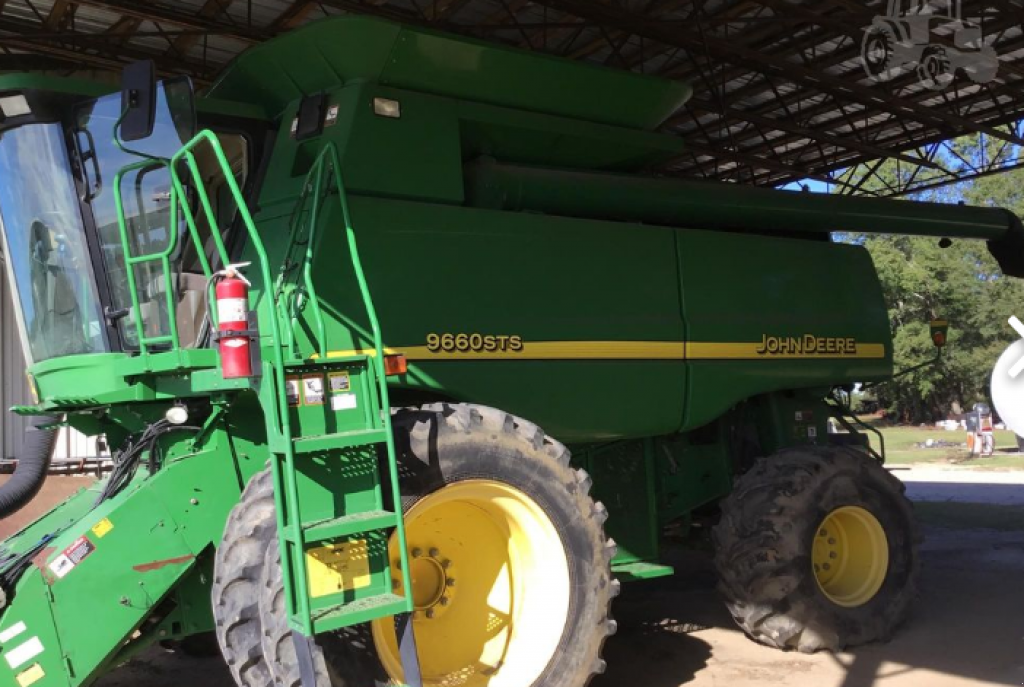 Oldtimer-Mähdrescher a típus John Deere 9660 STS,  ekkor: Біла Церква (Kép 2)