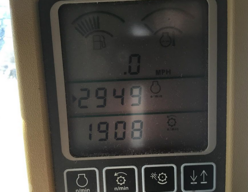 Oldtimer-Mähdrescher a típus John Deere 9660 STS,  ekkor: Біла Церква (Kép 7)