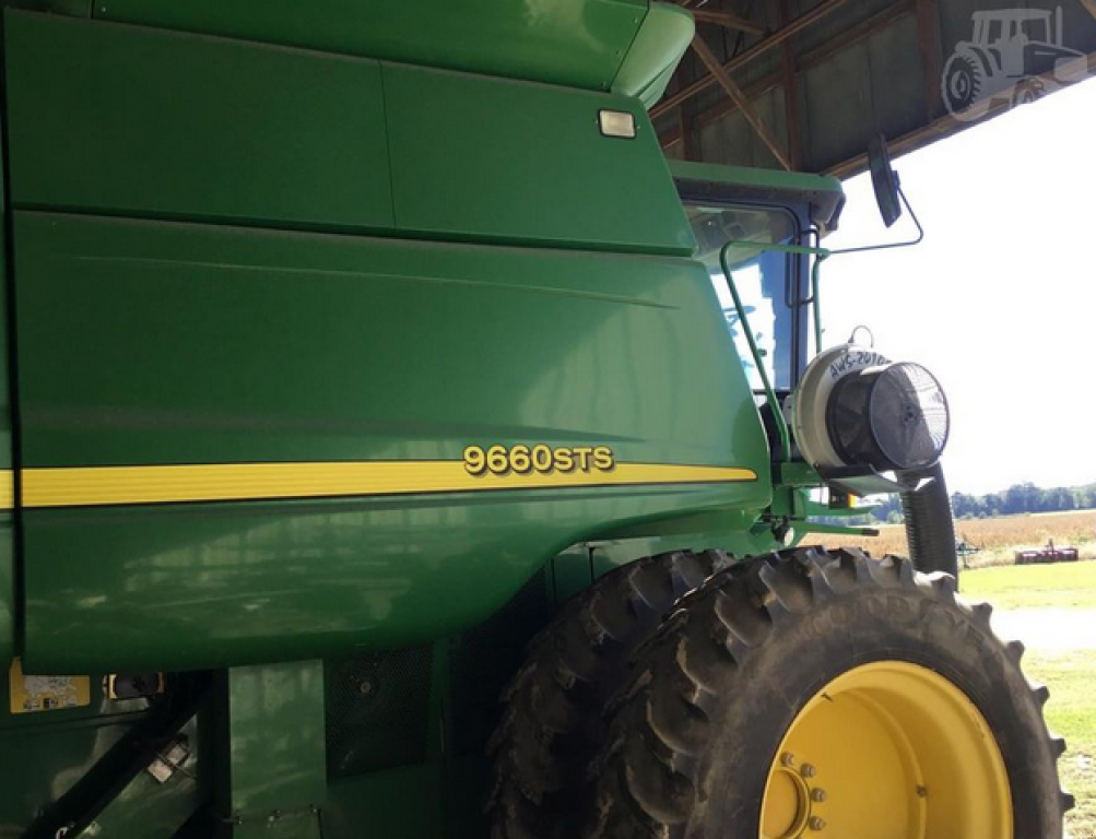 Oldtimer-Mähdrescher a típus John Deere 9660 STS,  ekkor: Біла Церква (Kép 3)