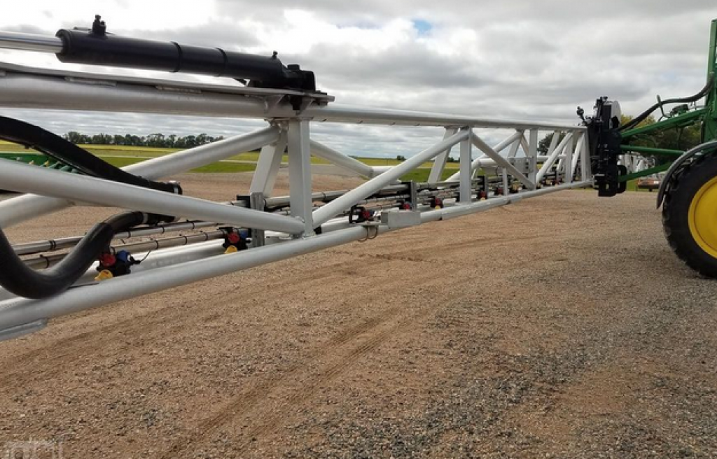 Selbstfahrspritze typu John Deere 4830,  v Біла Церква (Obrázek 9)