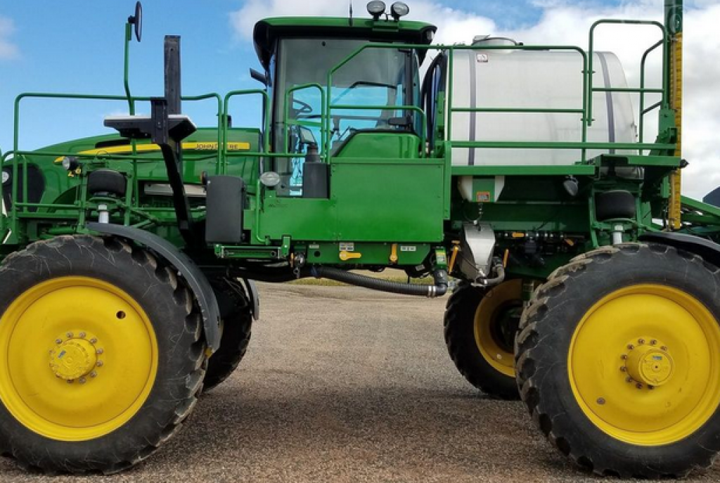 Selbstfahrspritze typu John Deere 4830,  v Біла Церква (Obrázek 7)