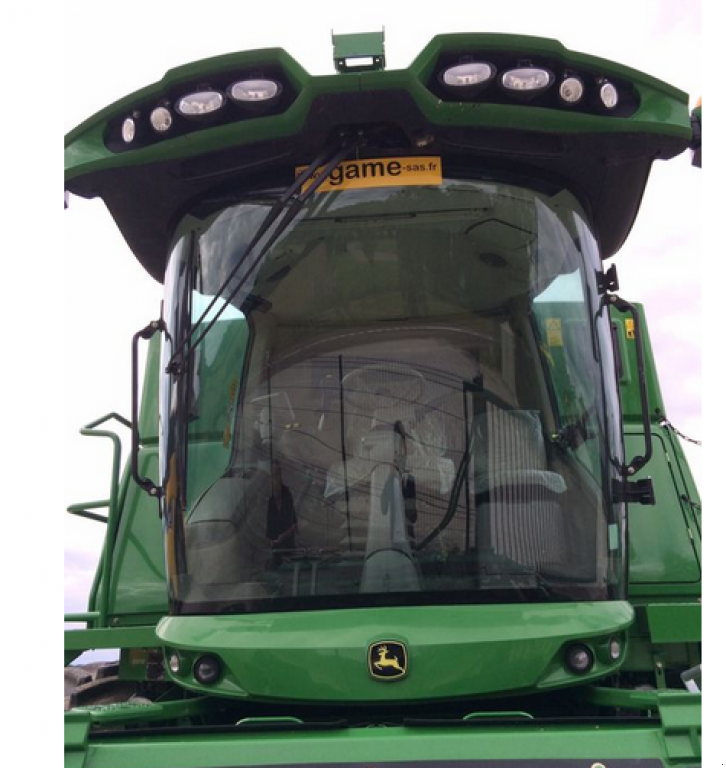 Oldtimer-Mähdrescher a típus John Deere S670і, Neumaschine ekkor: Біла Церква (Kép 1)