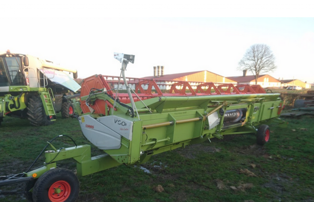 Oldtimer-Mähdrescher des Typs CLAAS Lexion 580, Neumaschine in Біла Церква (Bild 7)