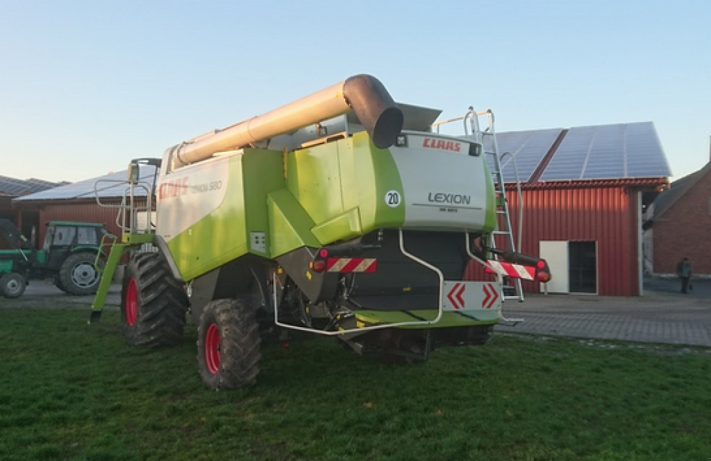 Oldtimer-Mähdrescher des Typs CLAAS Lexion 580, Neumaschine in Біла Церква (Bild 3)