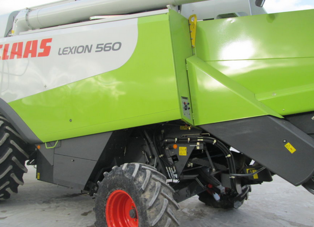 Oldtimer-Mähdrescher a típus CLAAS Lexion 560, Neumaschine ekkor: Біла Церква (Kép 5)