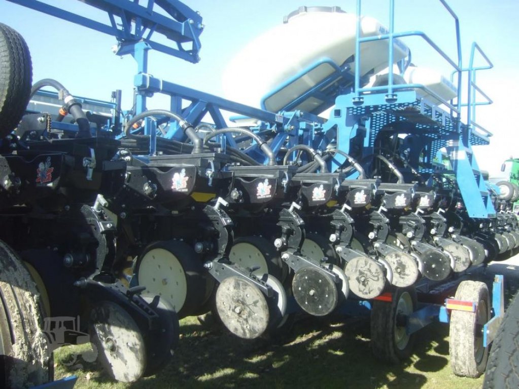 Gareeggenfelder typu Kinze 3600,  v Біла Церква (Obrázek 3)