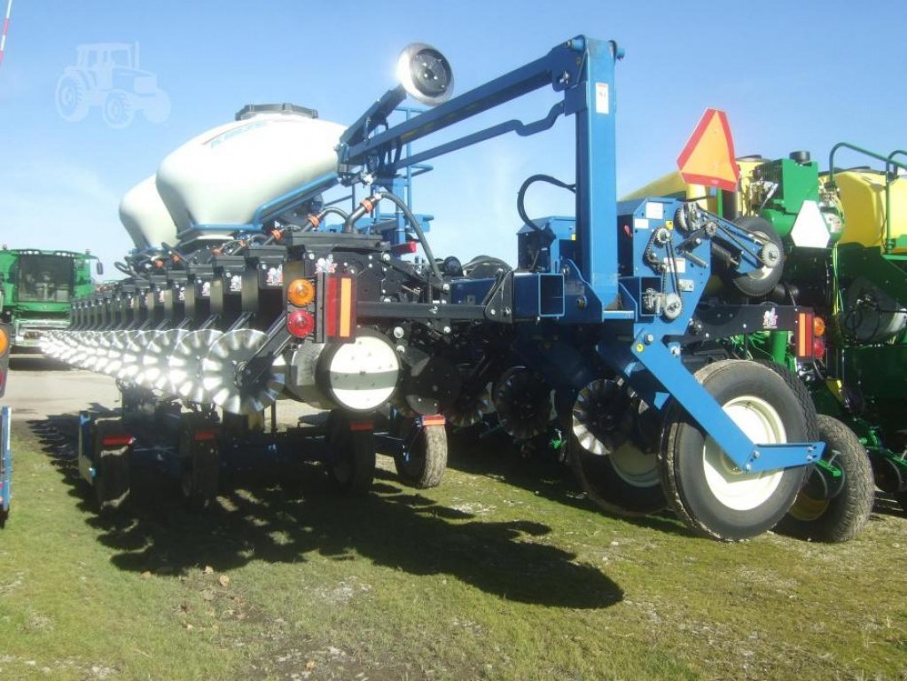 Gareeggenfelder typu Kinze 3600,  v Біла Церква (Obrázek 1)