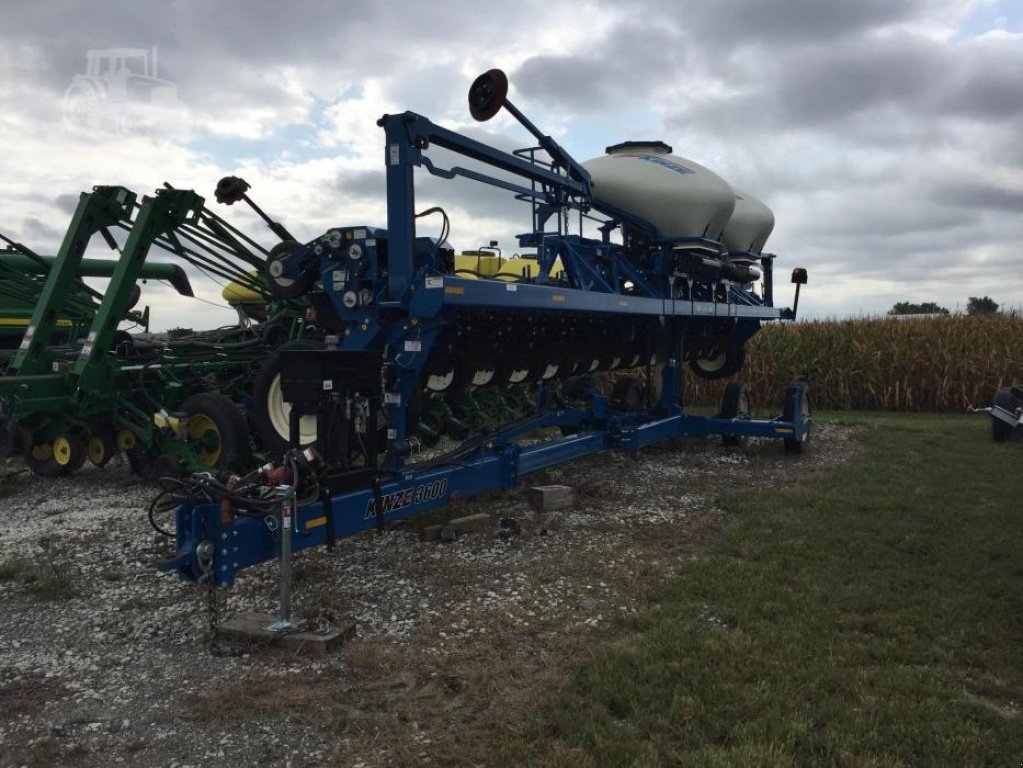 Gareeggenfelder typu Kinze 3600,  v Біла Церква (Obrázek 2)