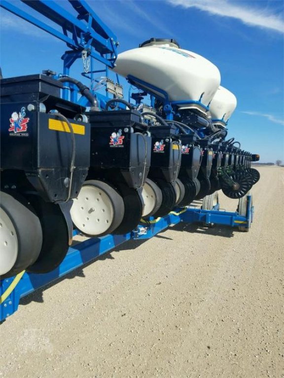 Gareeggenfelder typu Kinze 3600,  v Біла Церква (Obrázek 9)