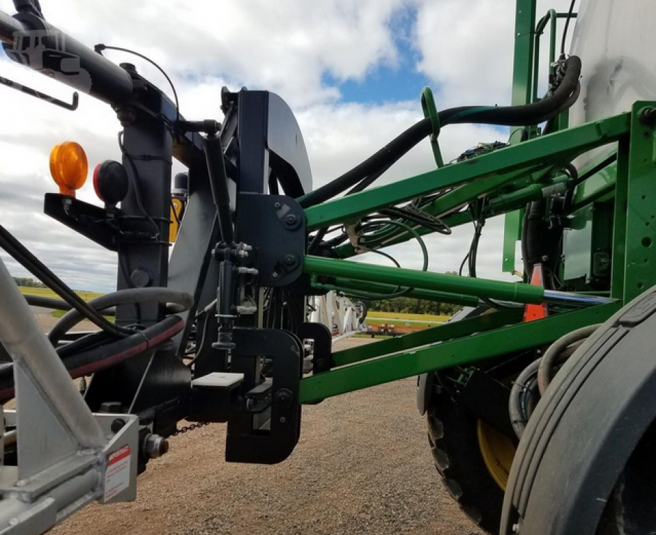 Selbstfahrspritze typu John Deere 4830,  v Біла Церква (Obrázek 3)