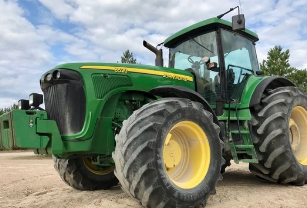 Oldtimer-Traktor typu John Deere 8520, Neumaschine w Біла Церква (Zdjęcie 5)