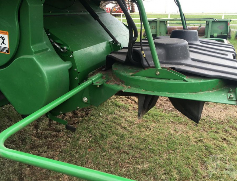 Oldtimer-Mähdrescher des Typs John Deere 9770 STS, Neumaschine in Біла Церква (Bild 10)