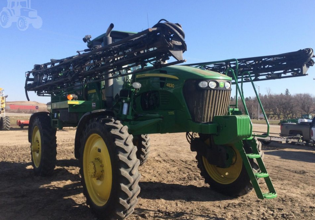 Selbstfahrspritze typu John Deere 4830,  v Біла Церква (Obrázek 8)