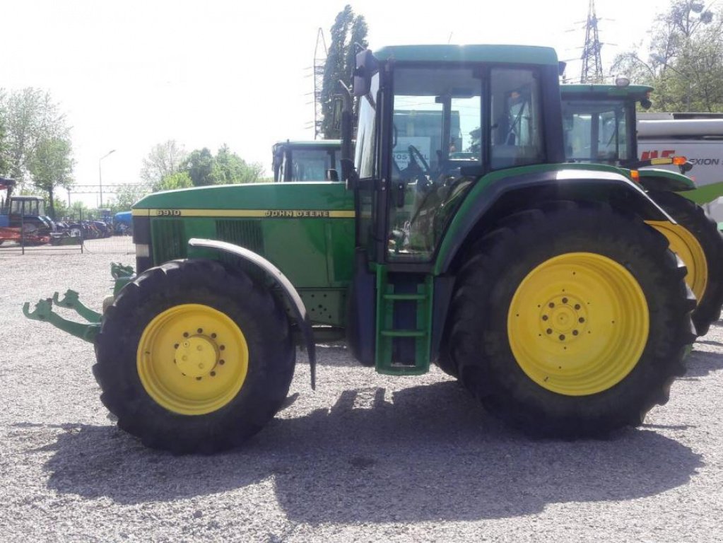 Oldtimer-Traktor typu John Deere 6910, Neumaschine v Біла Церква (Obrázek 3)