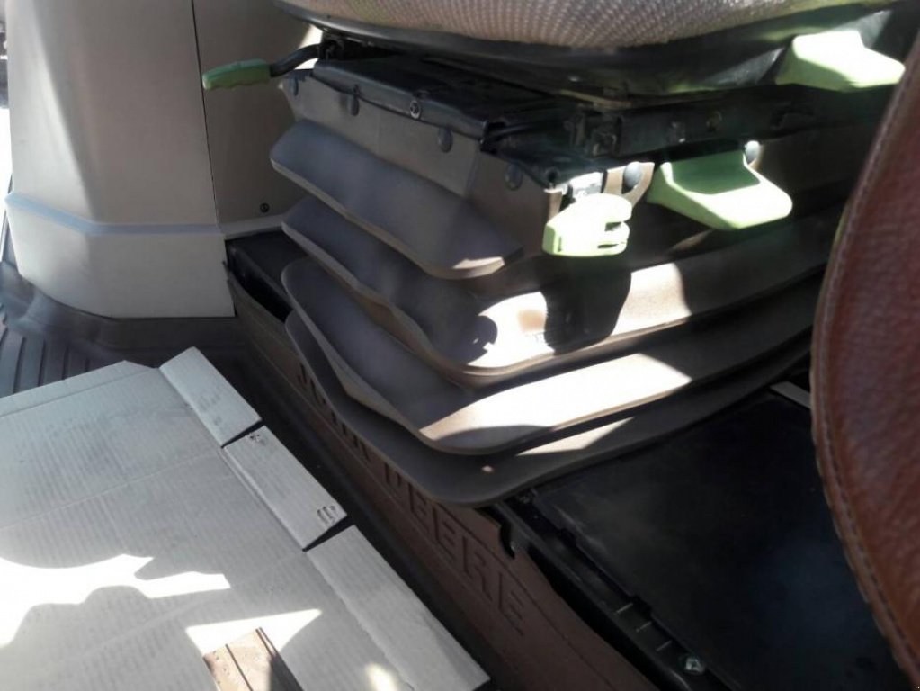 Oldtimer-Traktor des Typs John Deere 6920, Neumaschine in Біла Церква (Bild 9)