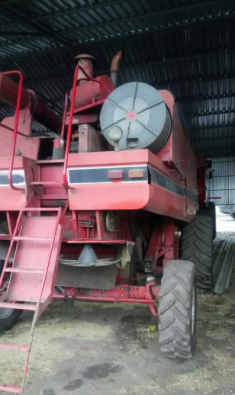 Oldtimer-Mähdrescher des Typs Case IH 2166, Neumaschine in Петропавлівка (Bild 3)