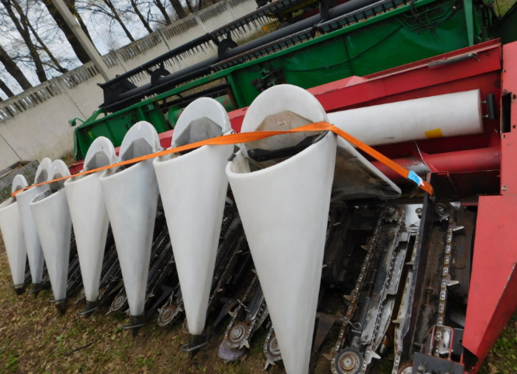 Maispflückvorsatz a típus Oros HSA 8020,  ekkor: Харків (Kép 1)