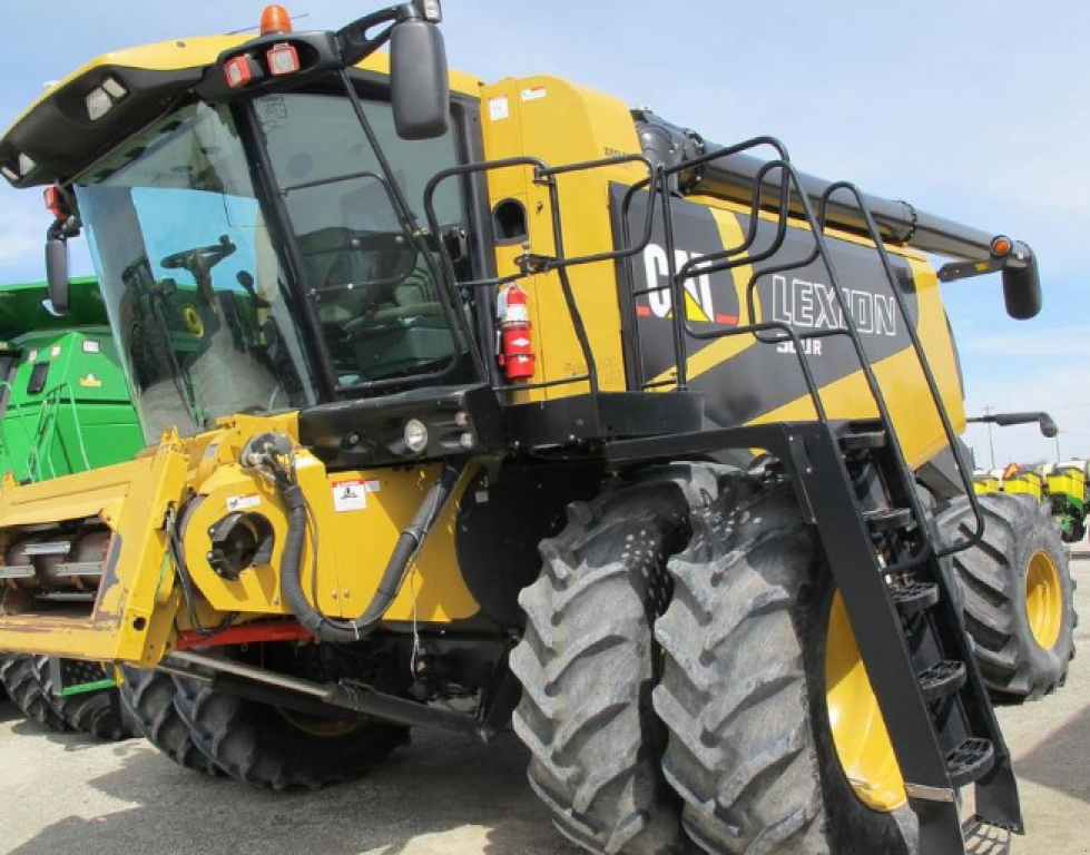 Oldtimer-Mähdrescher tipa Caterpillar Lexion 580R, Neumaschine u Харків (Slika 1)