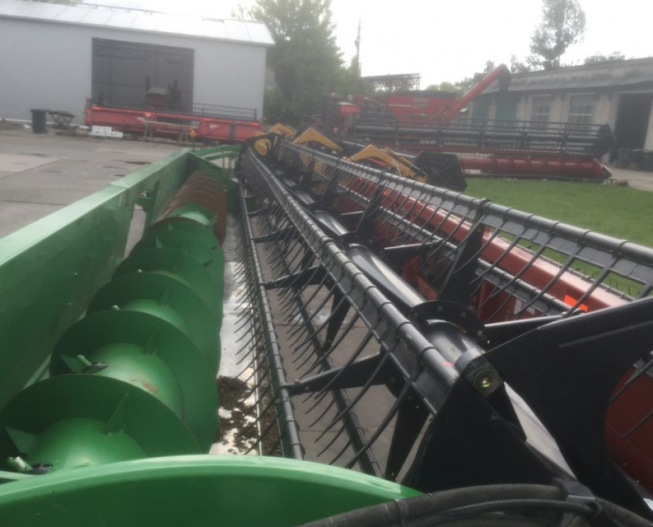 Schneidwerk typu John Deere 635F,  v Золочів (Obrázek 4)