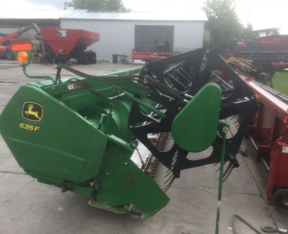 Schneidwerk typu John Deere 635F,  v Золочів (Obrázek 1)