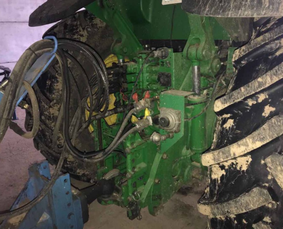 Oldtimer-Traktor typu John Deere 8420, Neumaschine v Золочів (Obrázek 6)