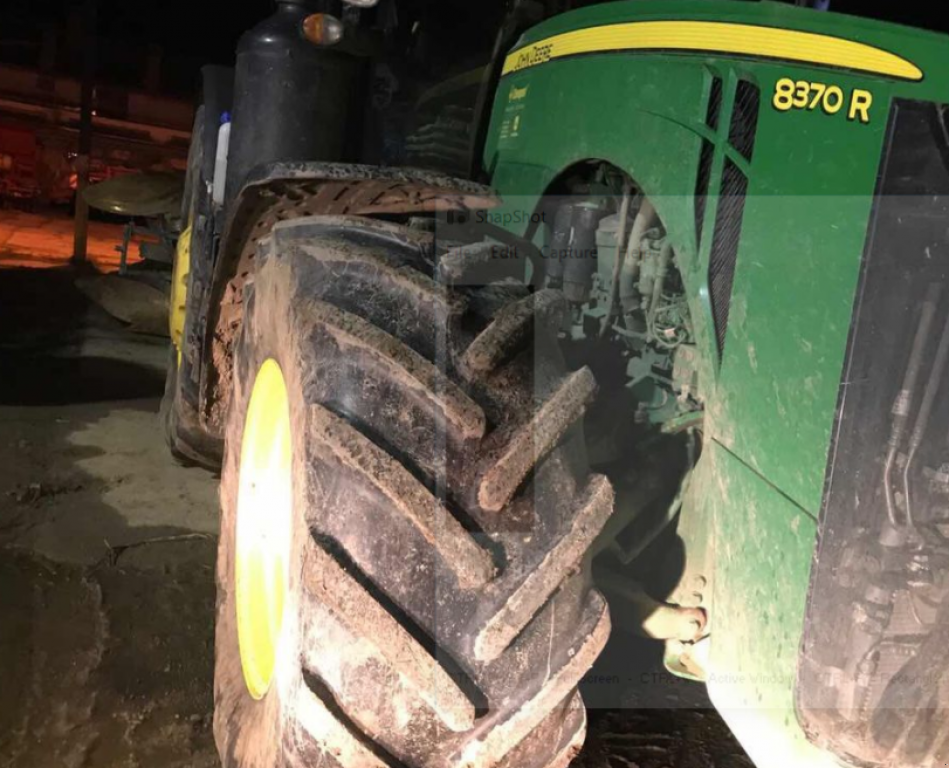 Oldtimer-Traktor typu John Deere 8370R, Neumaschine v Золочів (Obrázek 3)