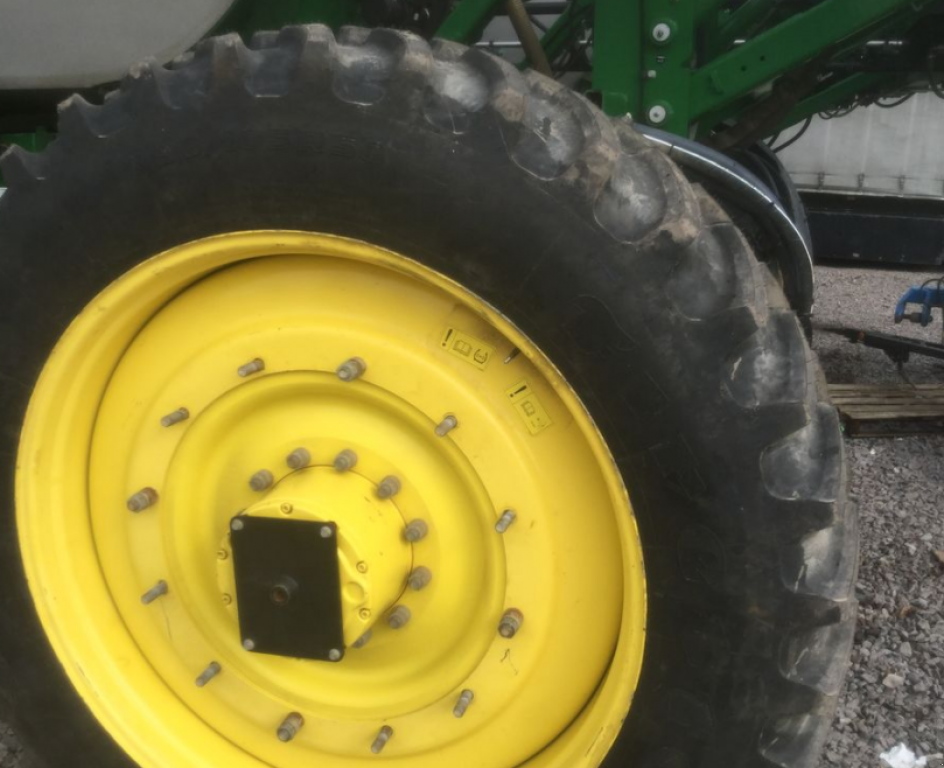 Selbstfahrspritze of the type John Deere 4940,  in Золочів (Picture 8)