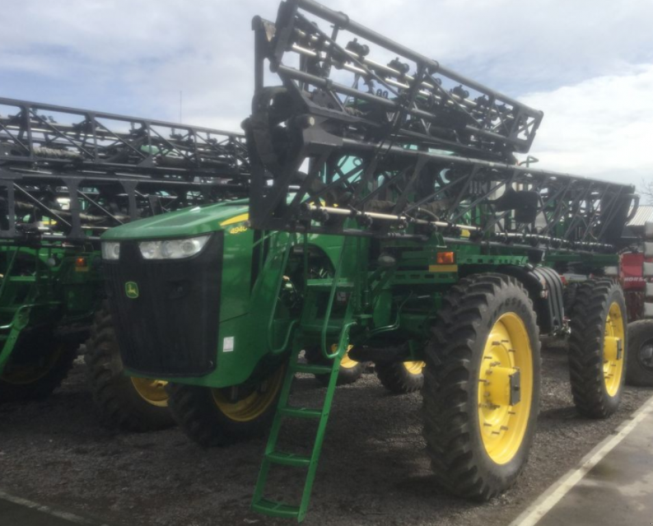 Selbstfahrspritze of the type John Deere 4940,  in Золочів (Picture 2)