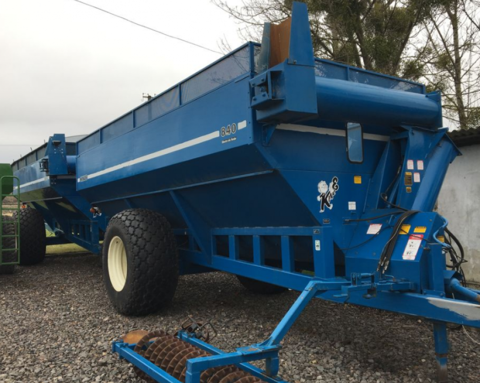 Überladewagen typu Kinze 840,  v Золочів (Obrázek 1)