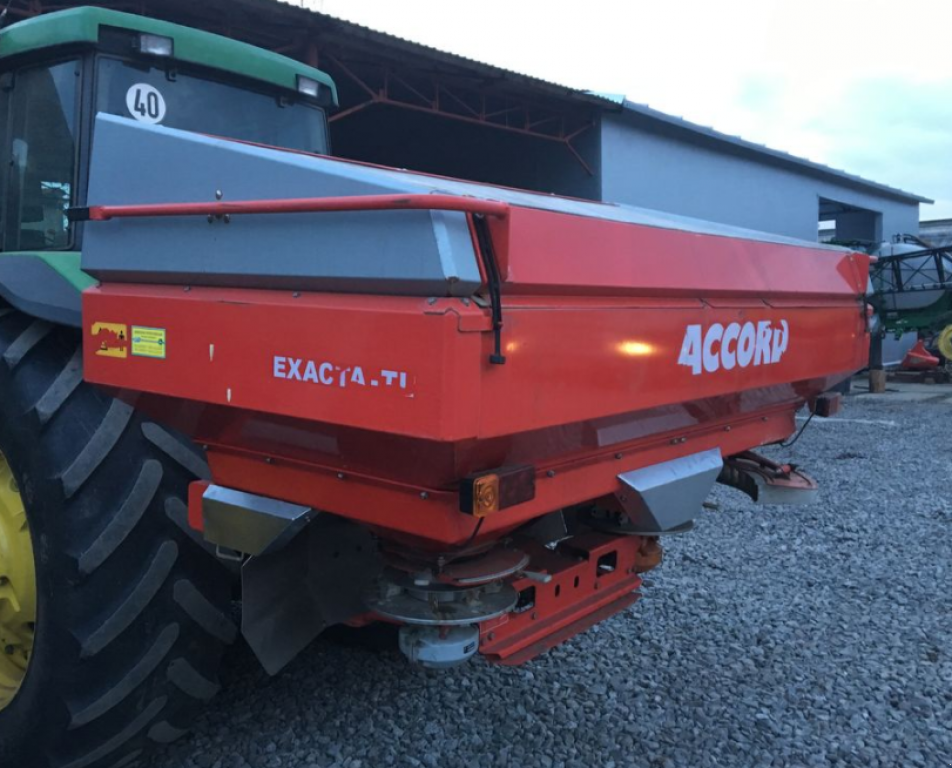 Sandstreuer & Salzstreuer типа Accord Exacta-TL 3000,  в Золочів (Фотография 4)
