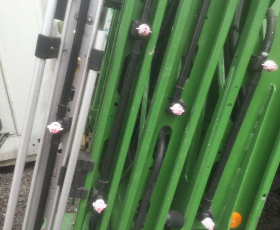 Weinbauspritze del tipo Amazone UG 3000,  In Золочів (Immagine 4)