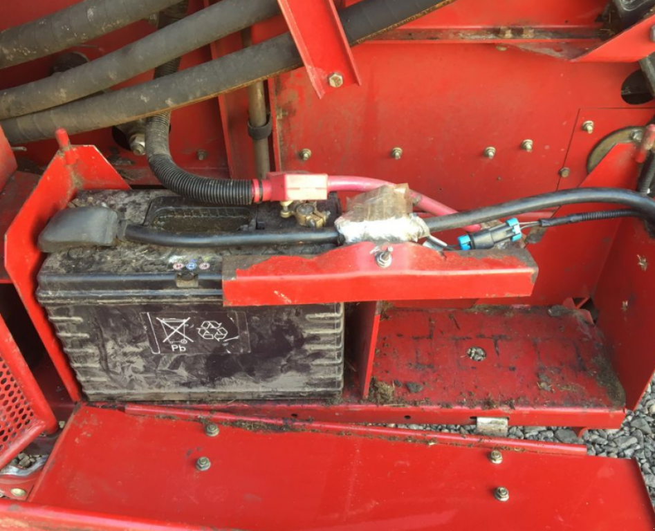 Oldtimer-Mähdrescher tipa Case IH Axial Flow 2388, Neumaschine u Золочів (Slika 2)