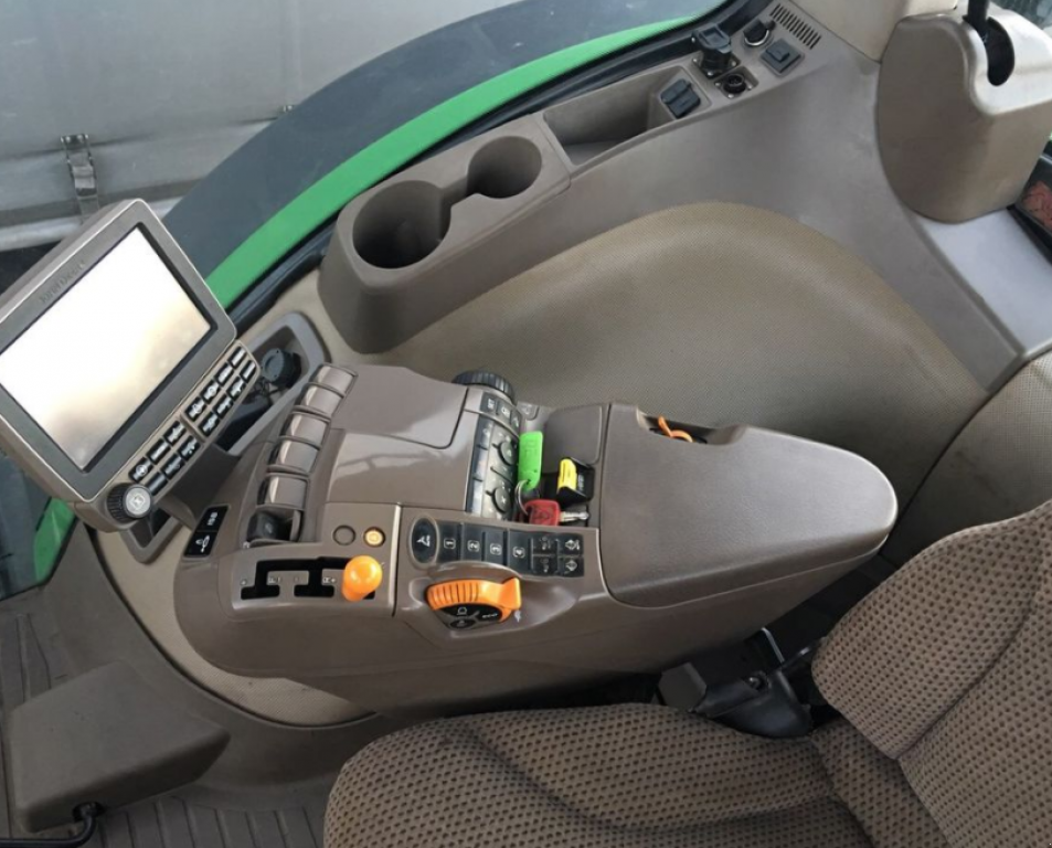 Oldtimer-Traktor a típus John Deere 8320R, Neumaschine ekkor: Золочів (Kép 9)