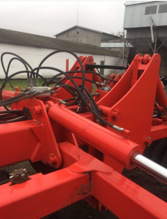 Wiesenegge del tipo Gregoire-Besson DXRV-6,  In Золочів (Immagine 2)