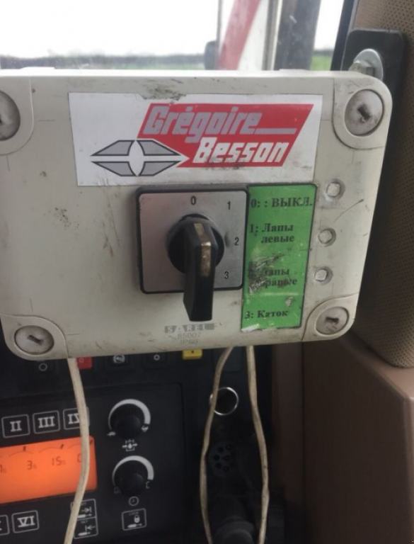 Wiesenegge del tipo Gregoire-Besson DXRV-6,  In Золочів (Immagine 4)