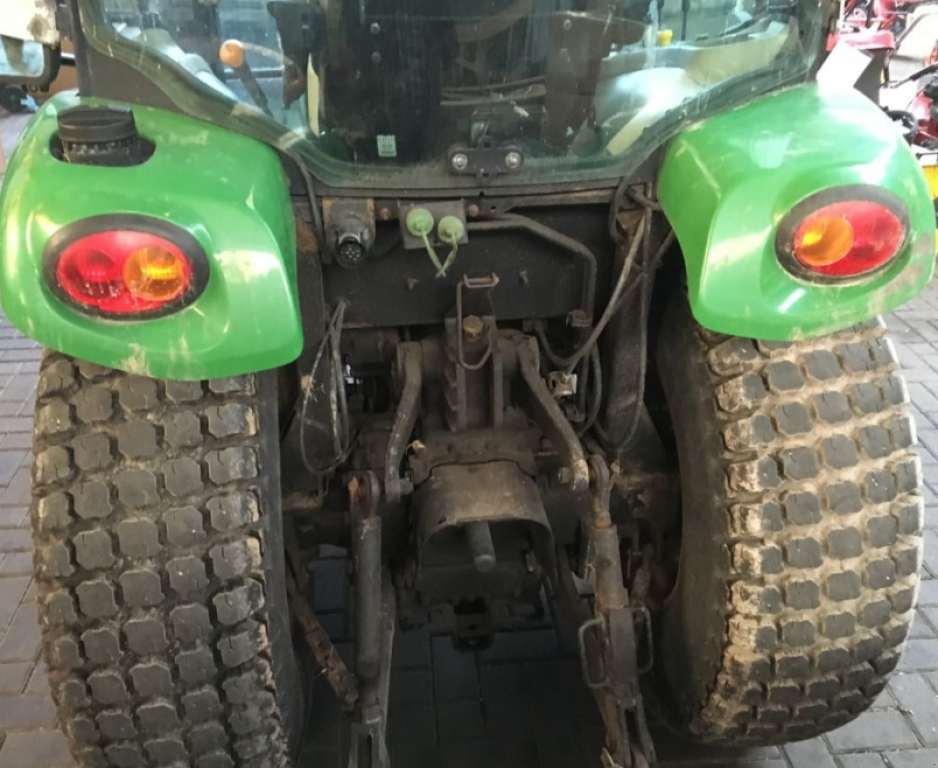 Oldtimer-Traktor tipa John Deere 3320, Neumaschine u Золочів (Slika 6)