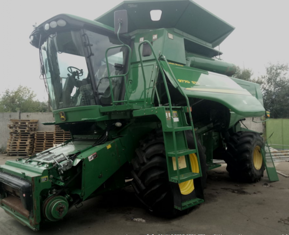 Oldtimer-Mähdrescher del tipo John Deere 9770 STS, Neumaschine In Київ (Immagine 1)