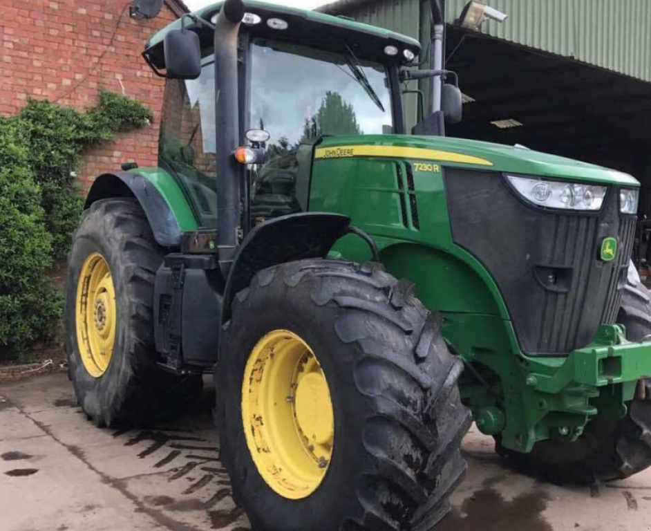Oldtimer-Traktor typu John Deere 7230R, Neumaschine v Київ (Obrázek 1)
