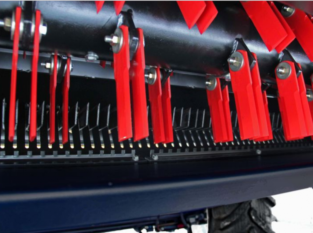 Oldtimer-Mähdrescher typu Versatile Acros 550, Neumaschine v Київ (Obrázek 5)