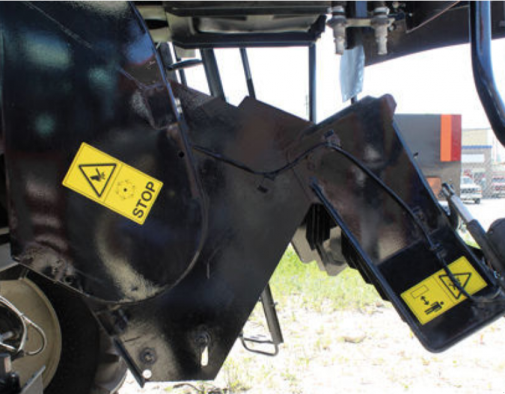 Oldtimer-Mähdrescher typu Versatile Torum 750, Neumaschine v Київ (Obrázek 5)