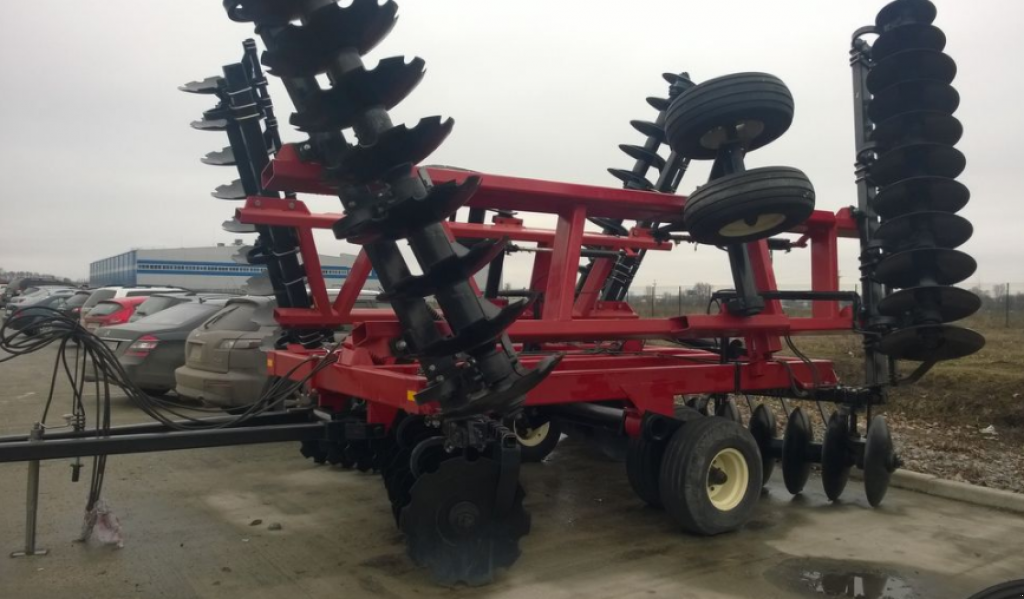 Wiesenegge of the type Versatile TD700,  in Київ (Picture 1)