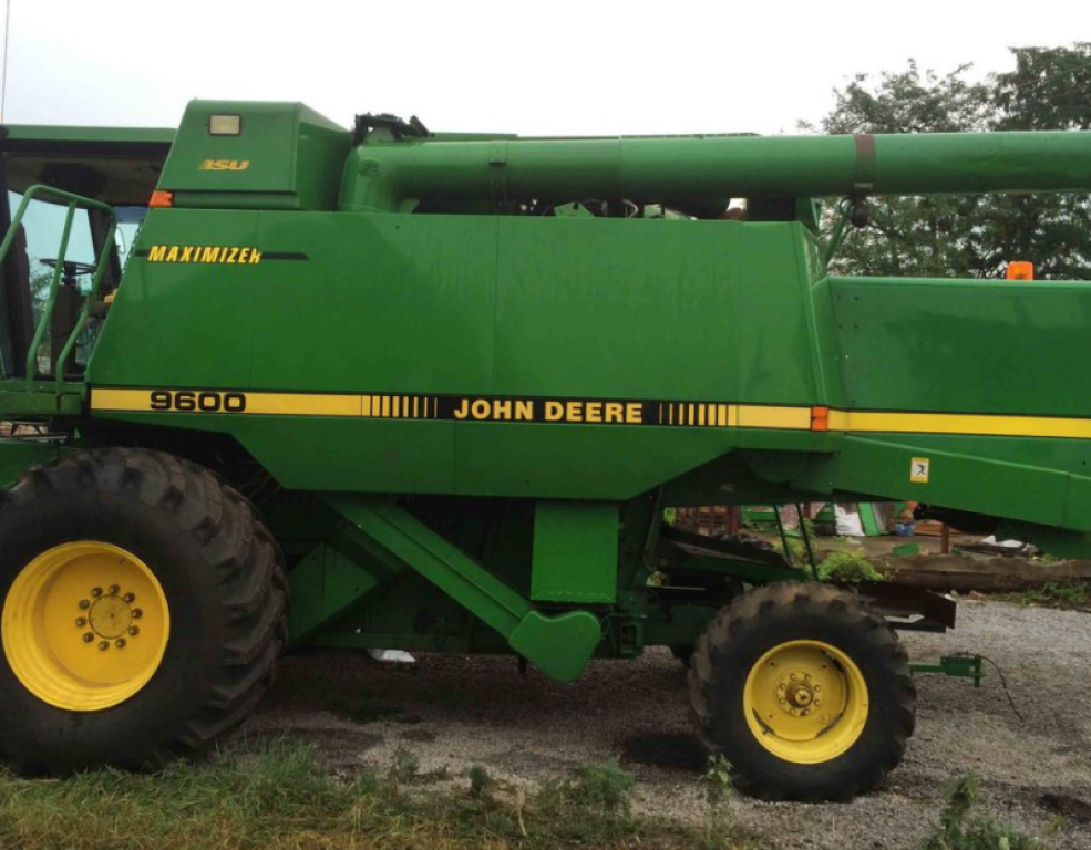 Oldtimer-Mähdrescher des Typs John Deere 9600, Neumaschine in Запоріжжя (Bild 5)