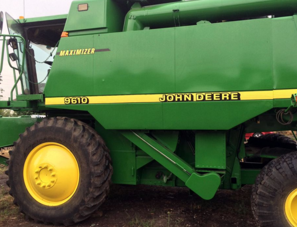 Oldtimer-Mähdrescher des Typs John Deere 9610, Neumaschine in Запоріжжя (Bild 3)