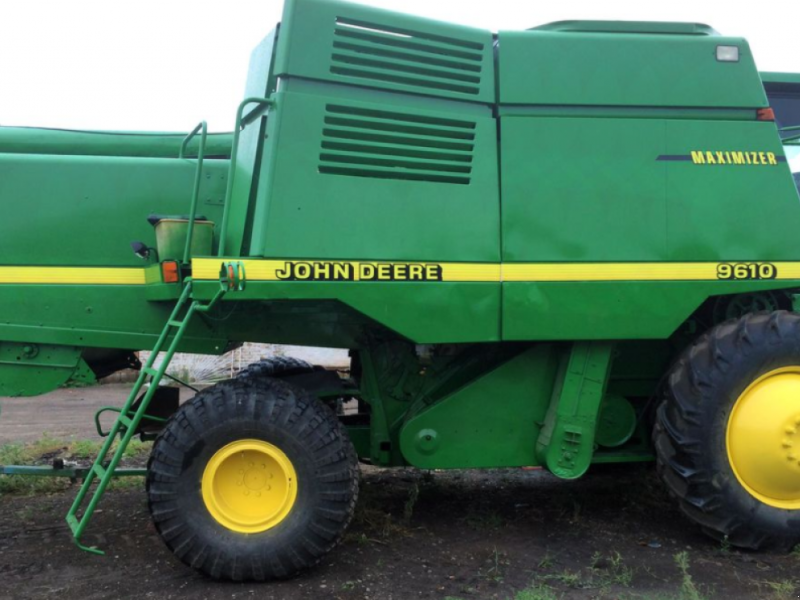 Oldtimer-Mähdrescher del tipo John Deere 9610, Neumaschine In Запоріжжя (Immagine 1)