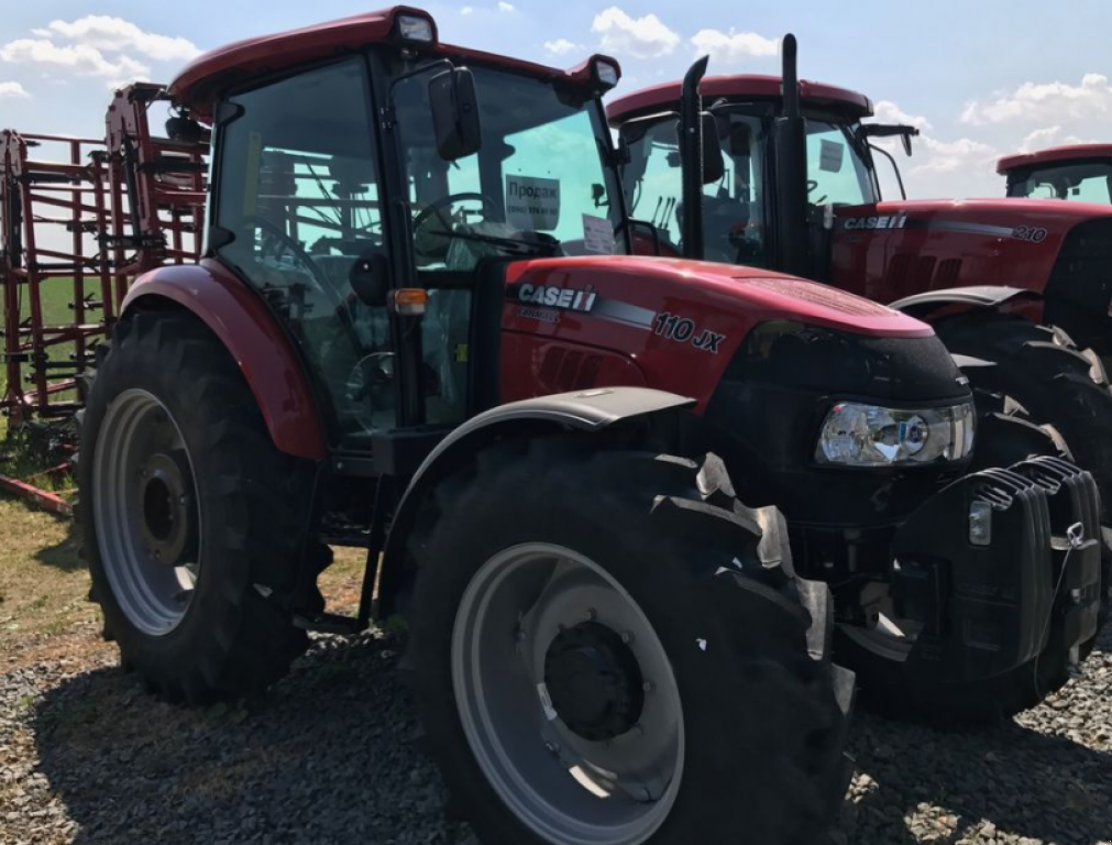 Oldtimer-Traktor typu Case IH Farmall 110 JX, Neumaschine v Хмельницький (Obrázek 2)
